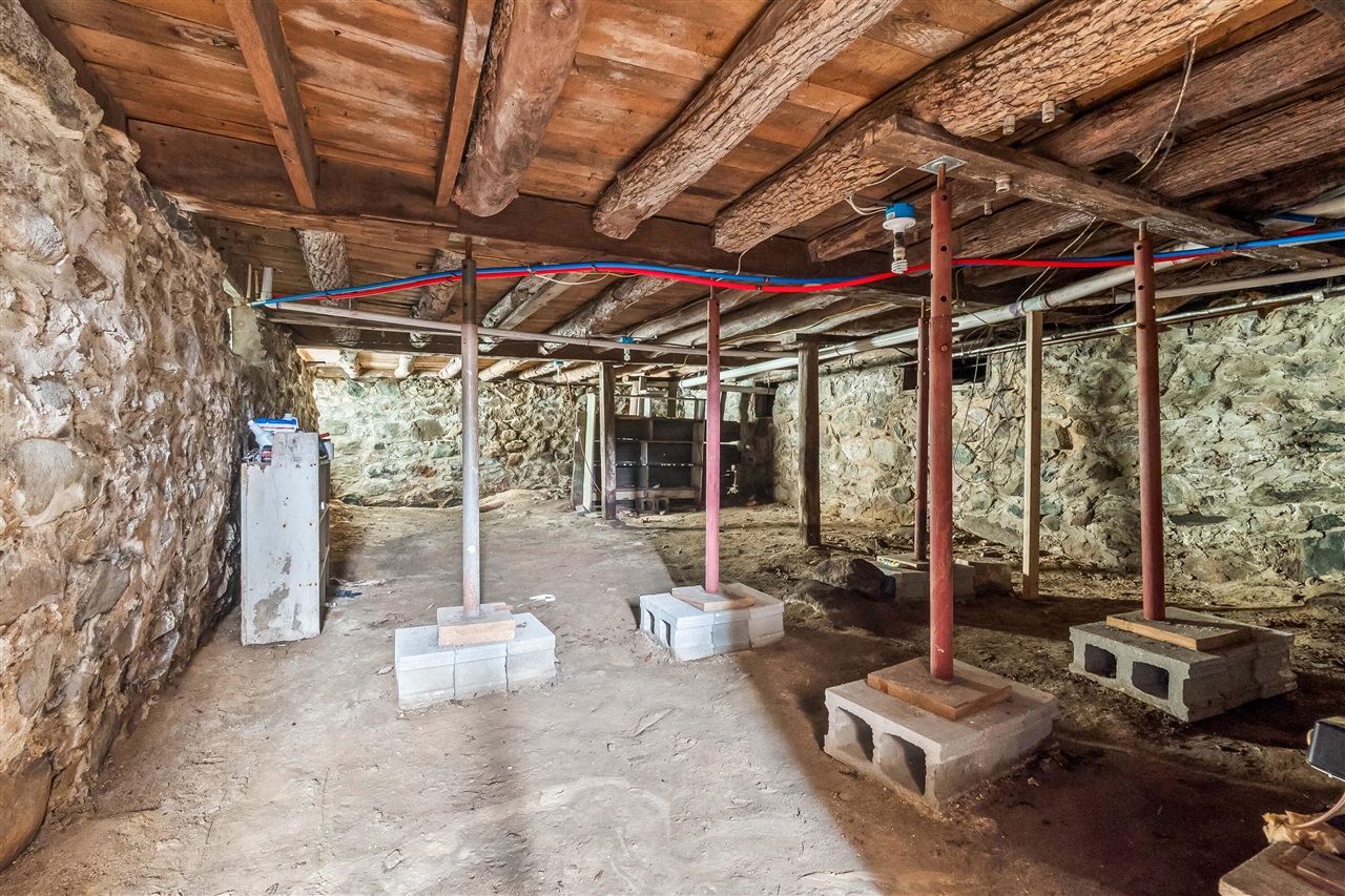118 W Chicago Road Property Photo 46