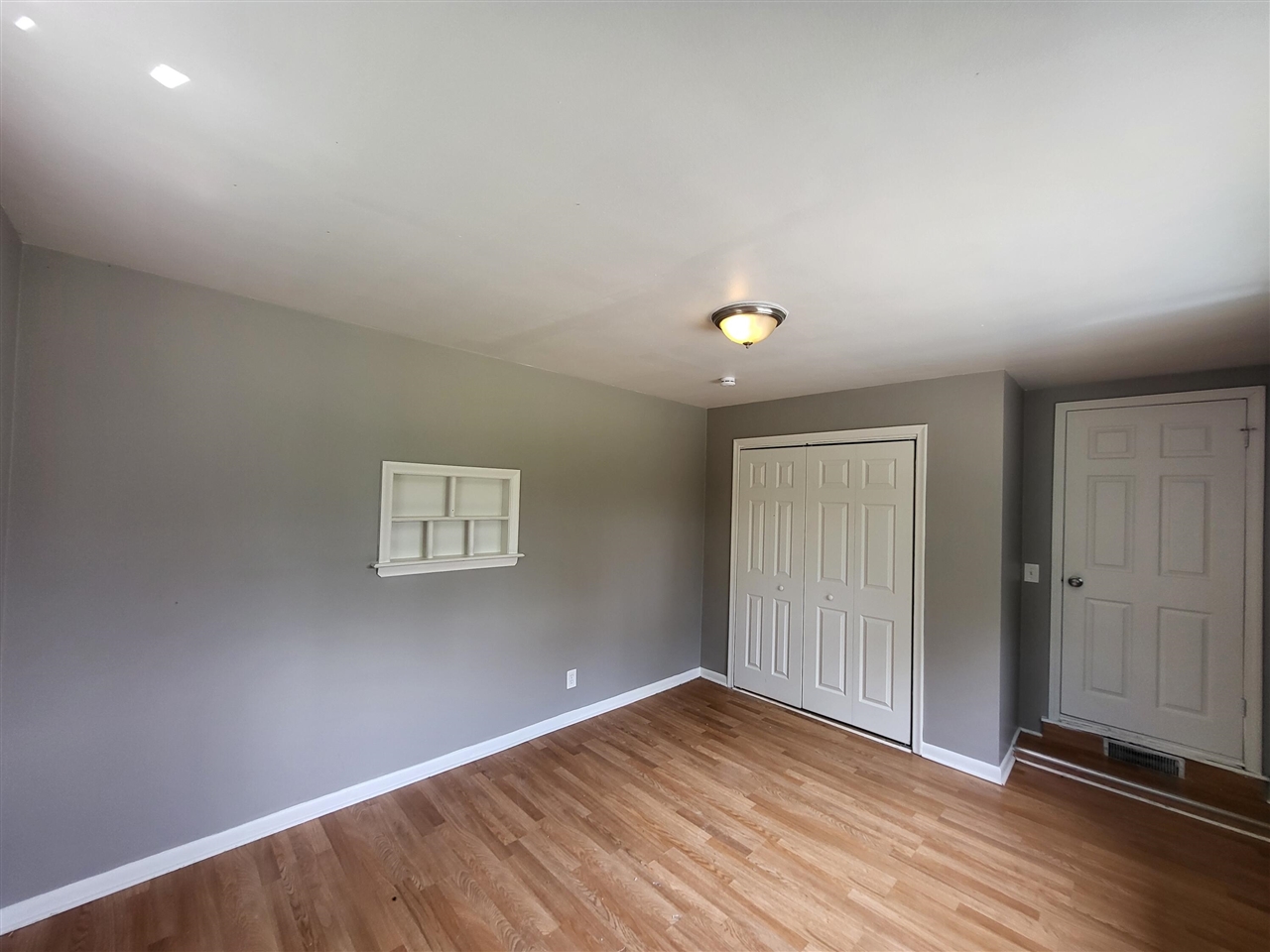 23077 Piper Avenue Property Photo 11