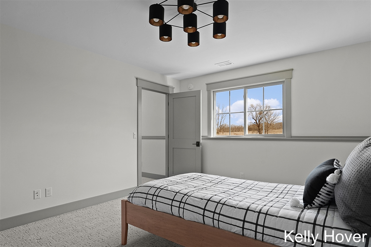 484 8th Avenue Property Photo 27