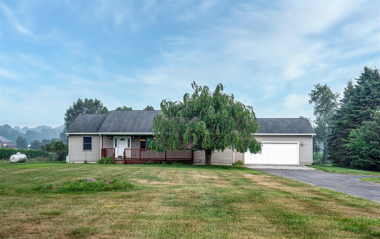 5967 Nichols Road Property Photo 1