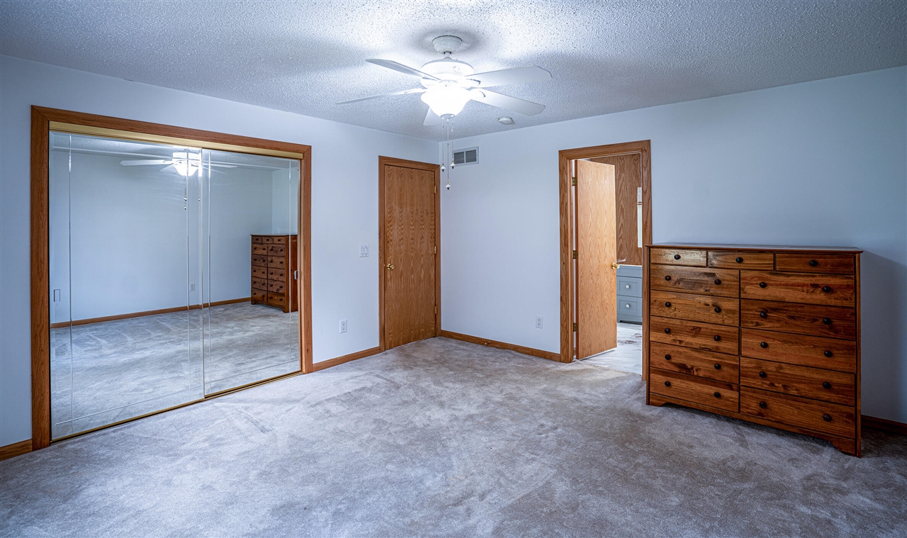 5967 Nichols Road Property Photo 18
