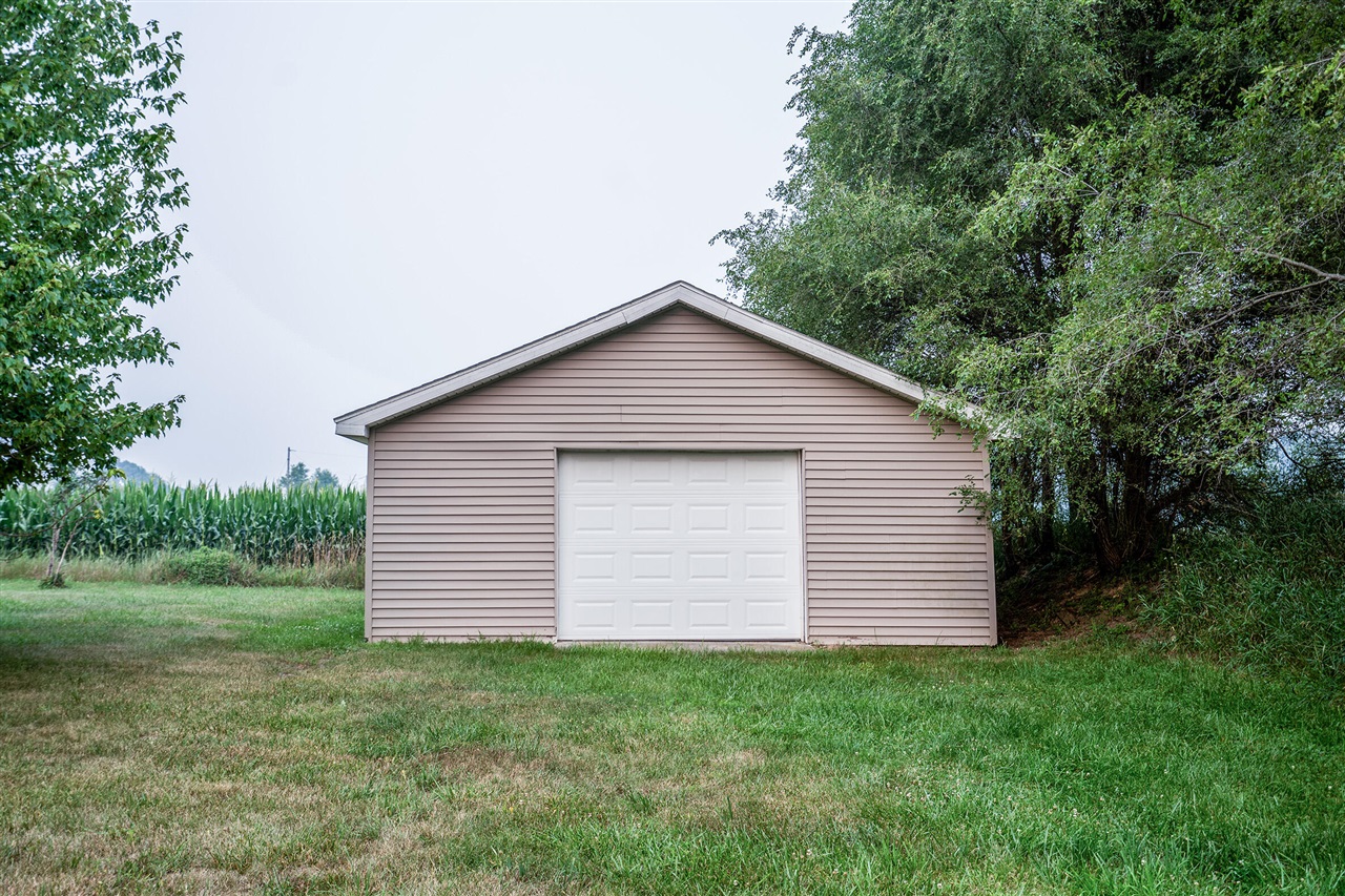 5967 Nichols Road Property Photo 41