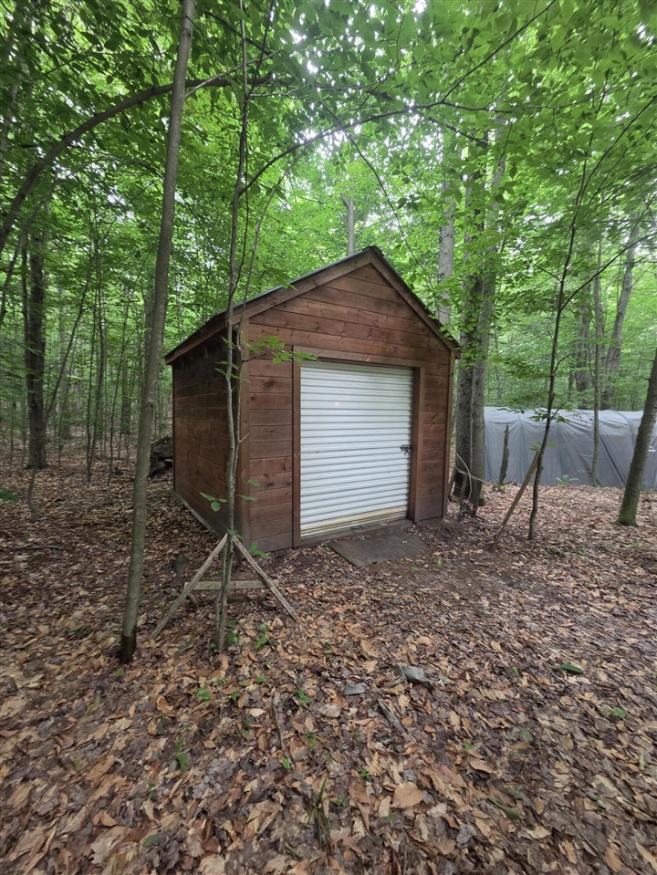 14739 9 Mile Road Property Photo 13