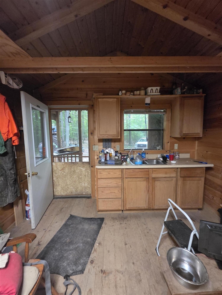 14739 9 Mile Road Property Photo 22
