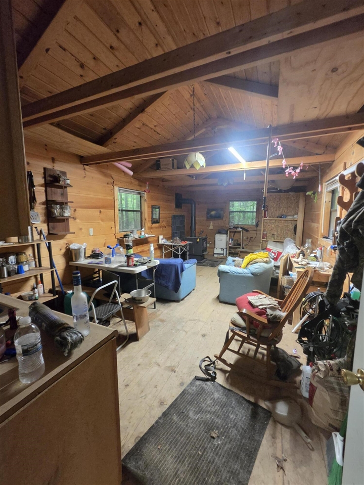 14739 9 Mile Road Property Photo 23