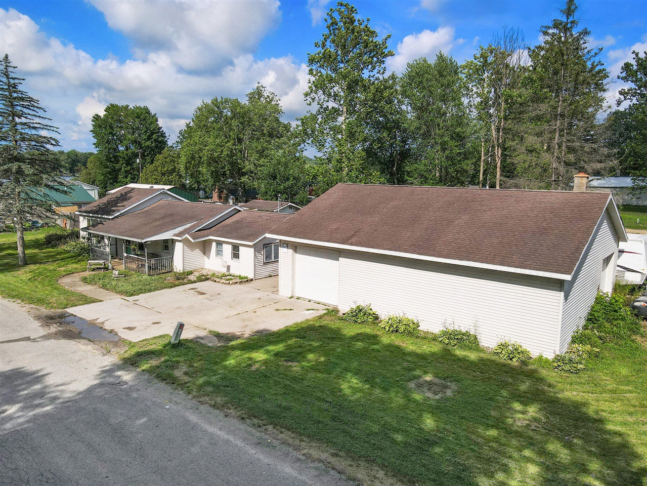 46778 Sycamore Drive Property Photo 1