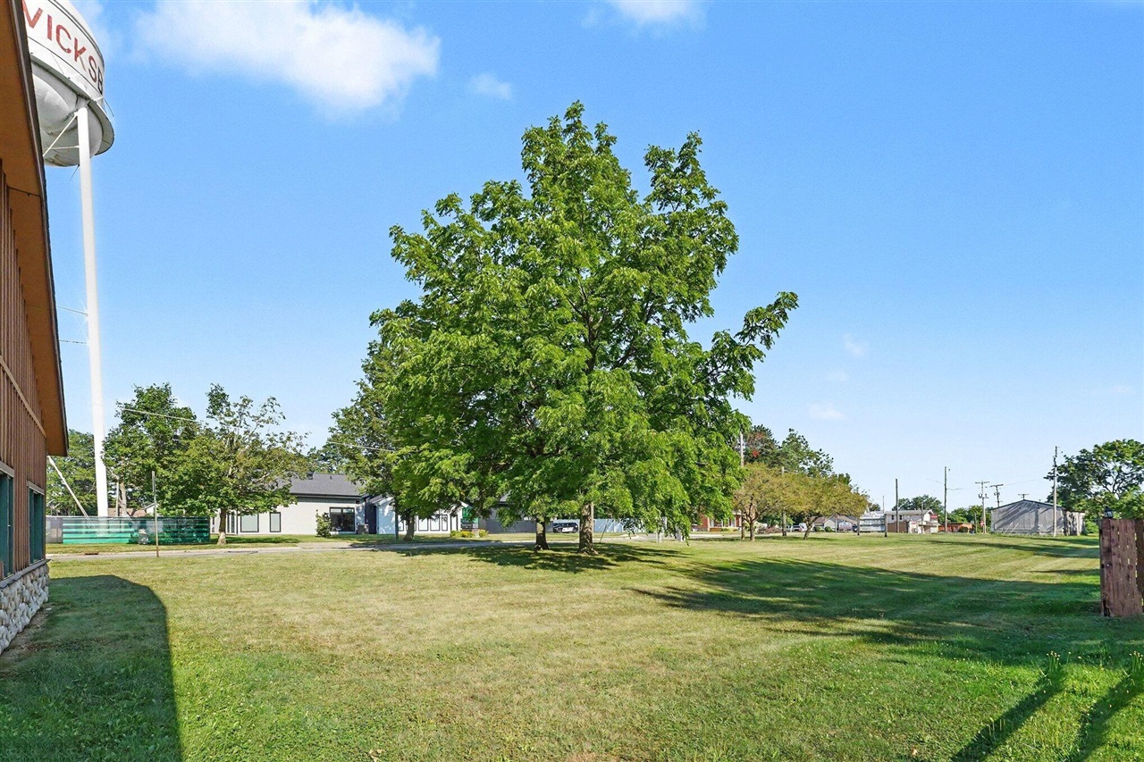 125 N Davis Street Property Photo 15