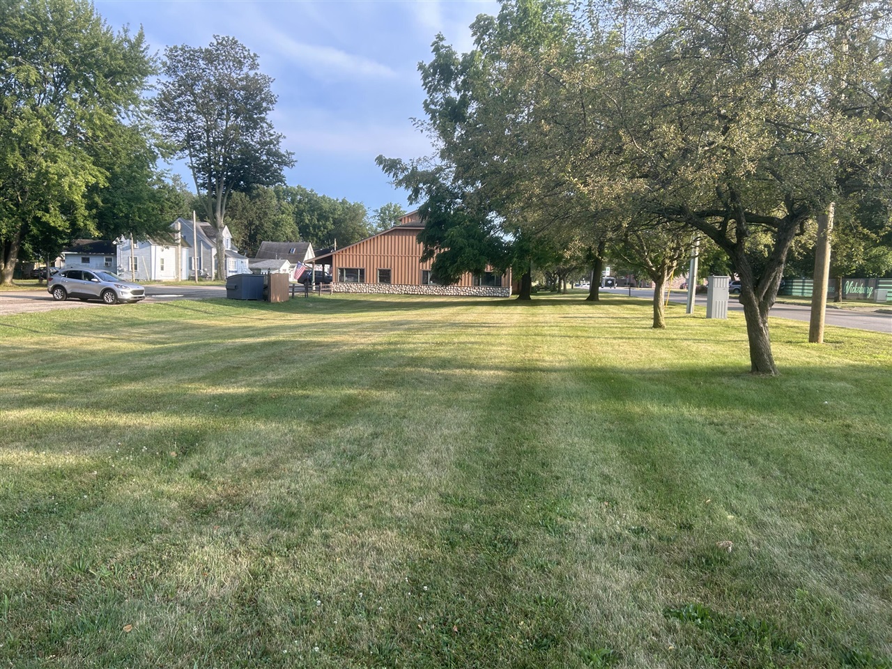 125 N Davis Street Property Photo 18