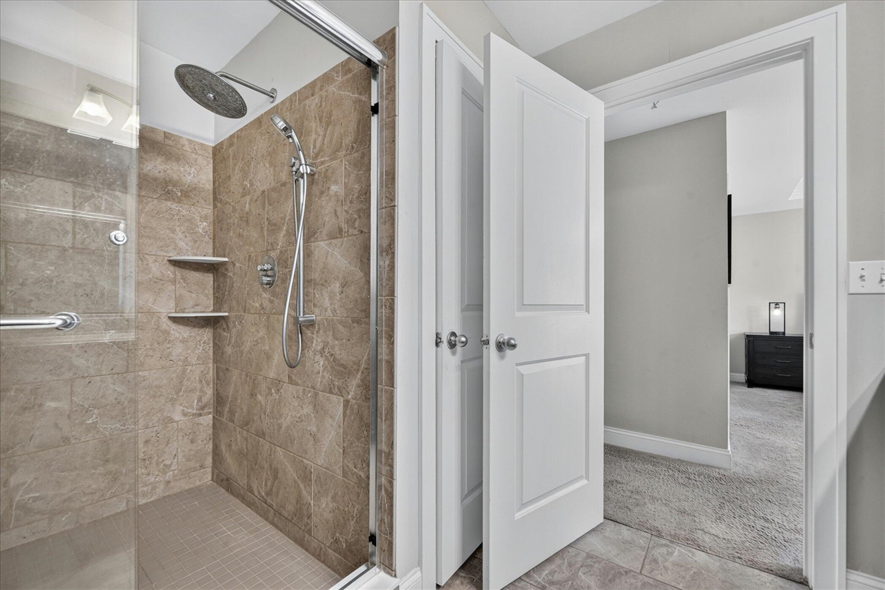 7982 Donegal Court Property Photo 18