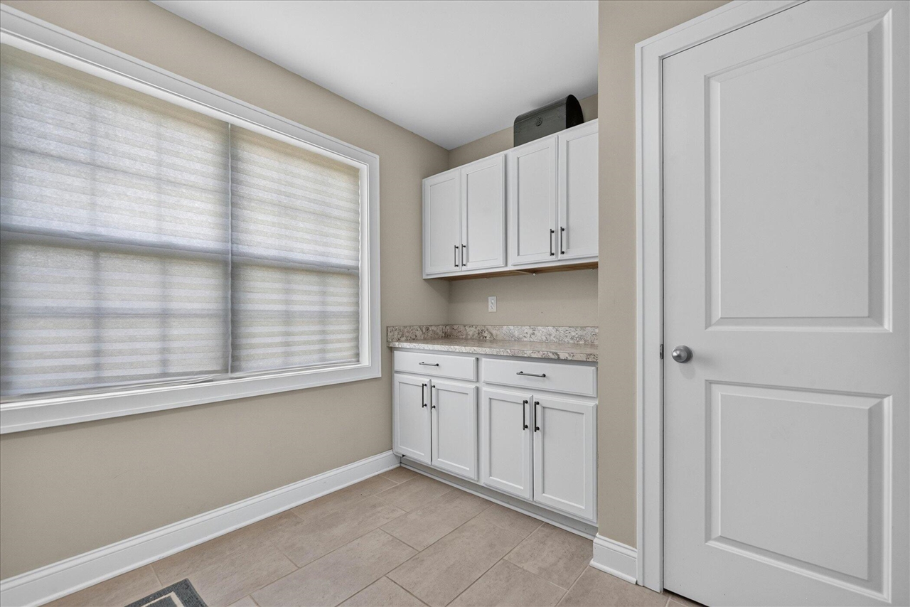 7982 Donegal Court Property Photo 20