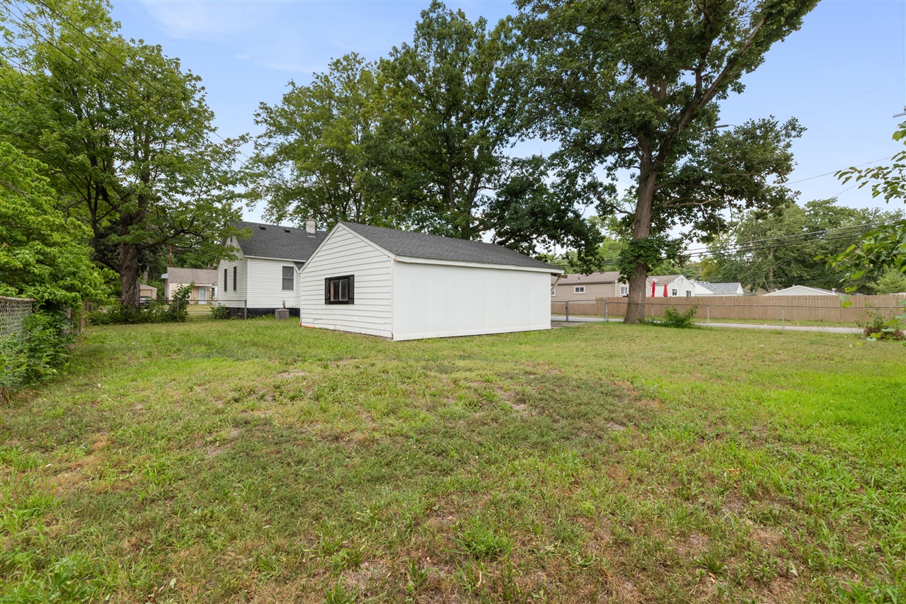 35809 Manila Avenue Property Photo 9