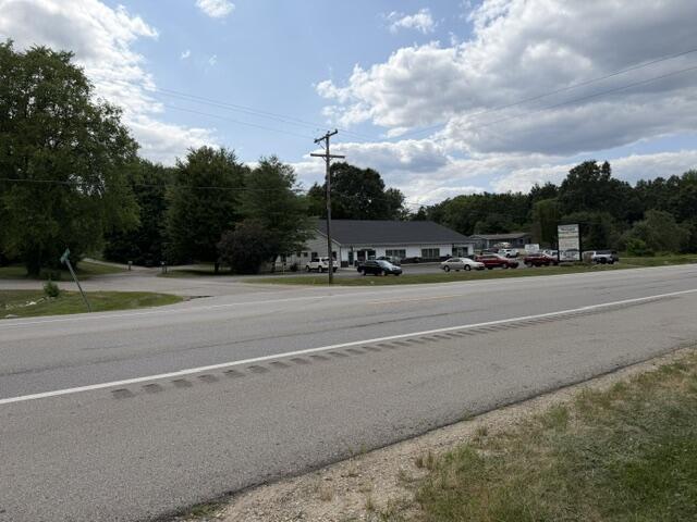 M-37 Property Photo 4