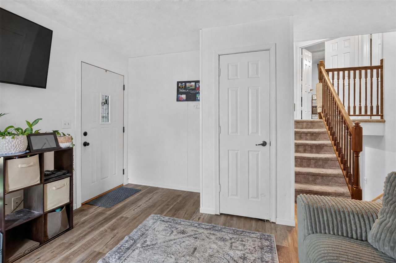 544 Maitland Drive Property Photo 6