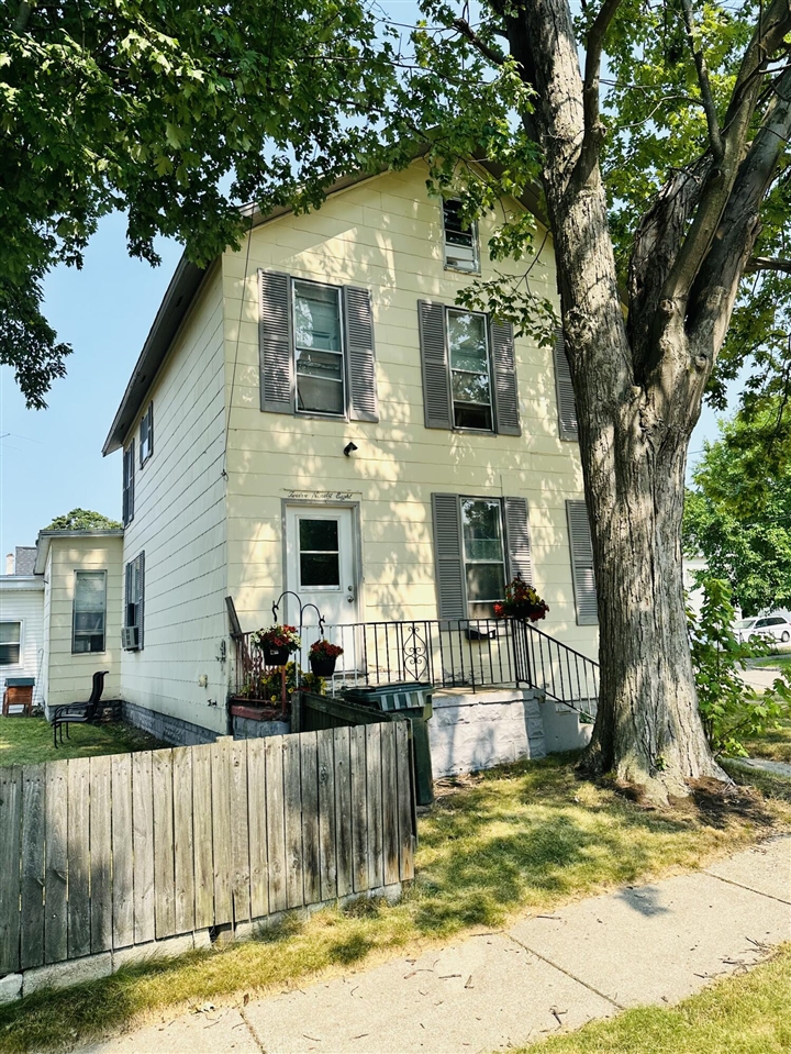 1298 Spring Street Property Photo 1