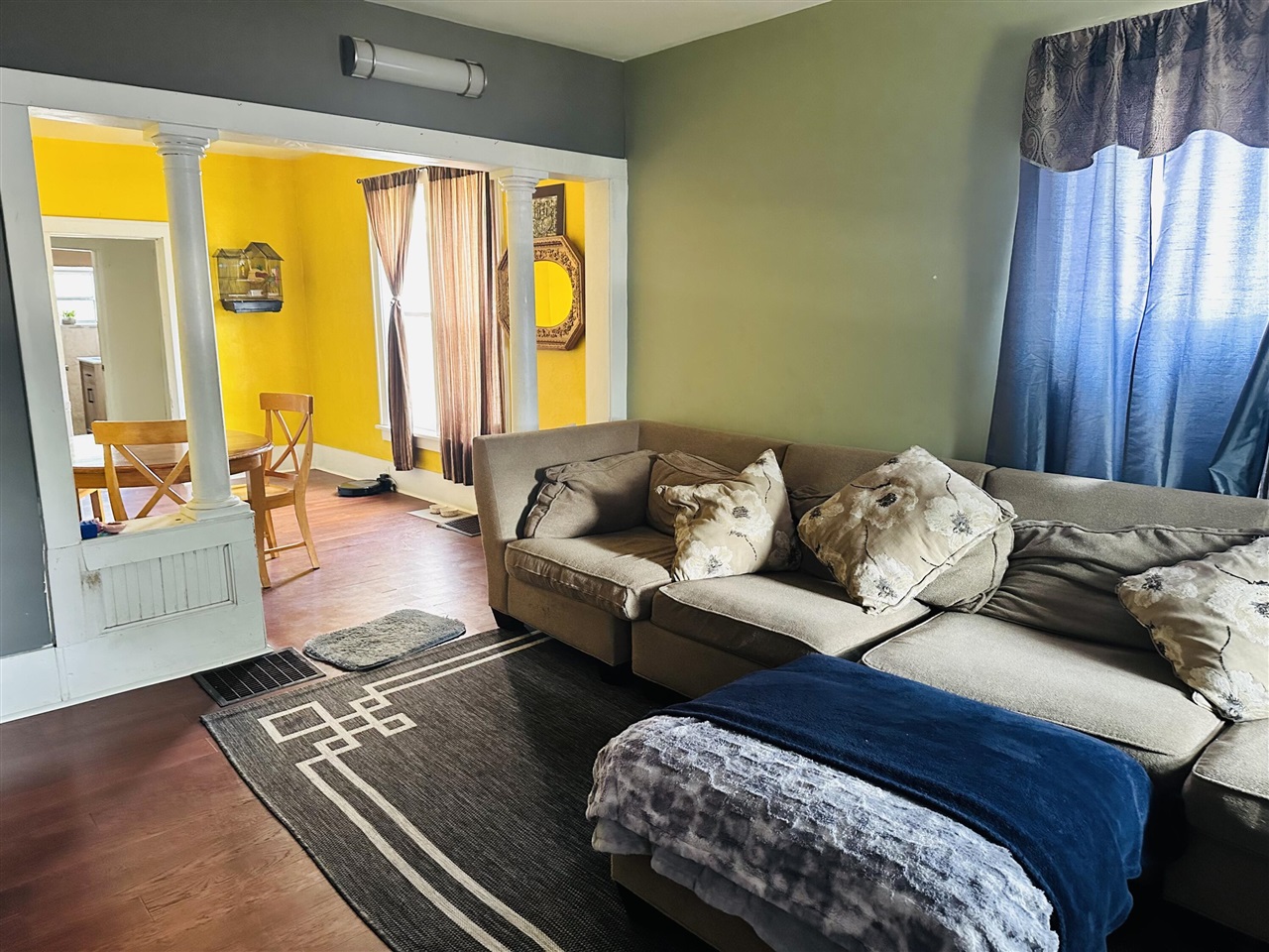 1298 Spring Street Property Photo 2