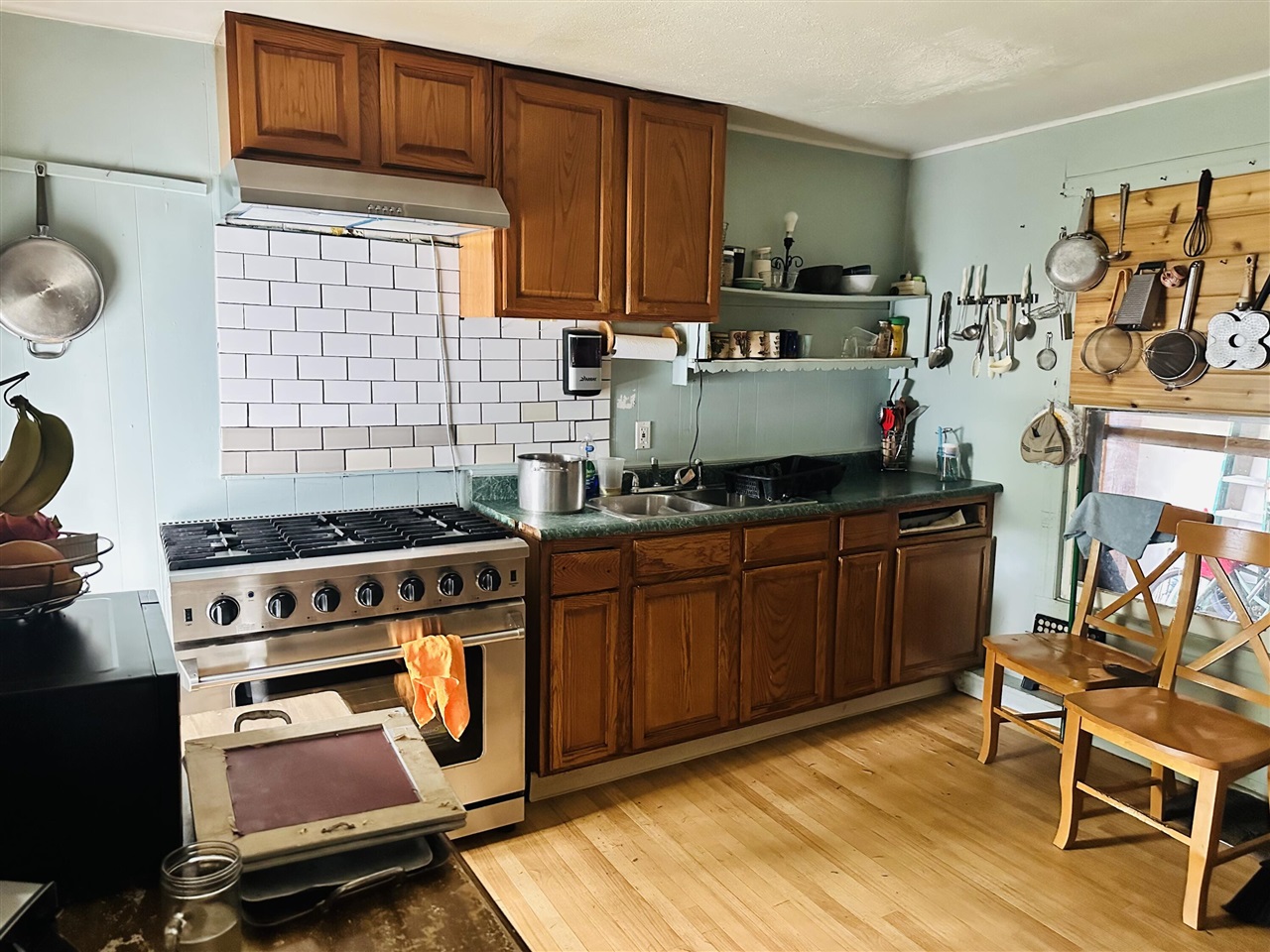 1298 Spring Street Property Photo 4