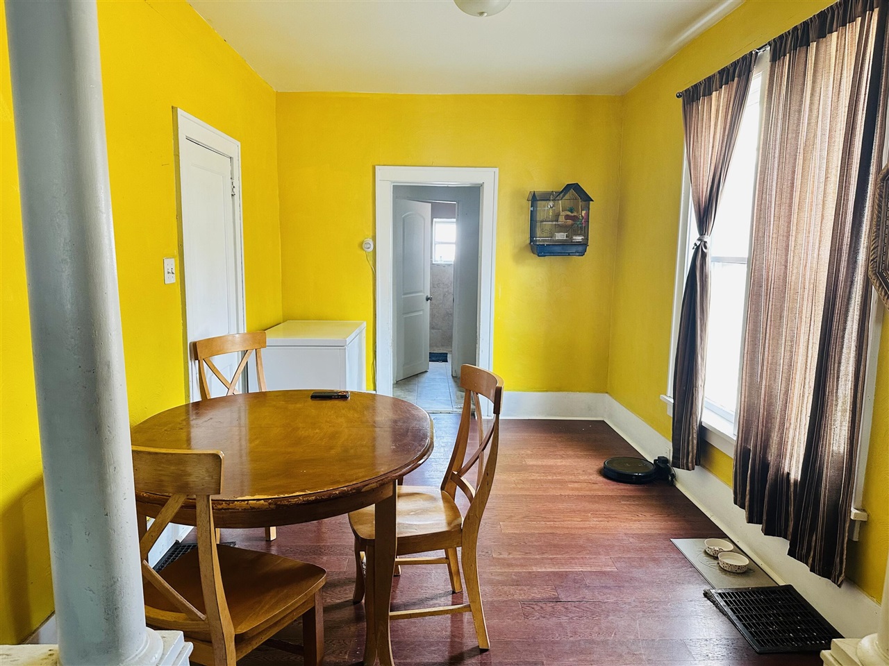 1298 Spring Street Property Photo 5