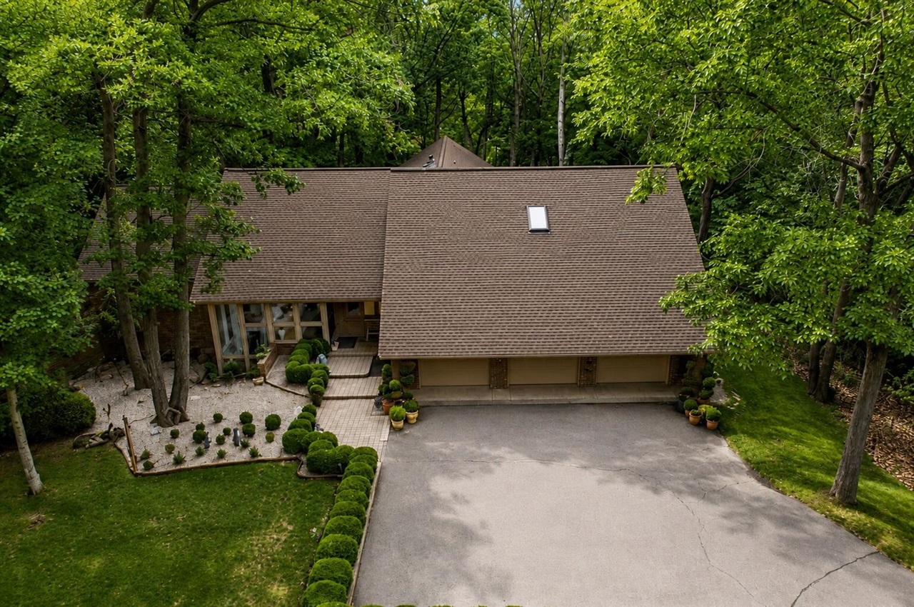 5315 Red Fox Run Property Photo 1