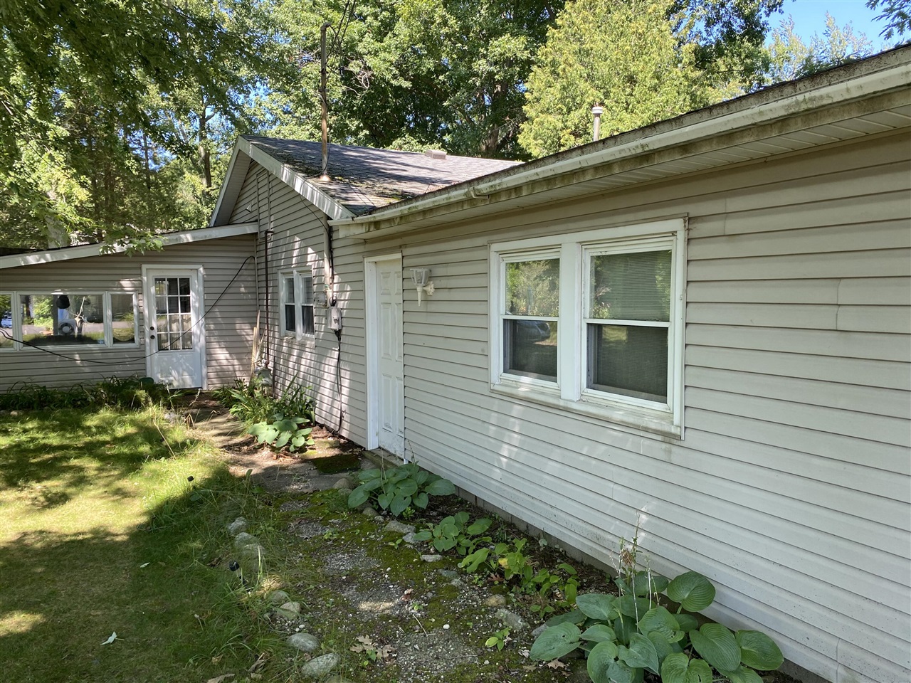 226 Dons Drive Property Photo 1
