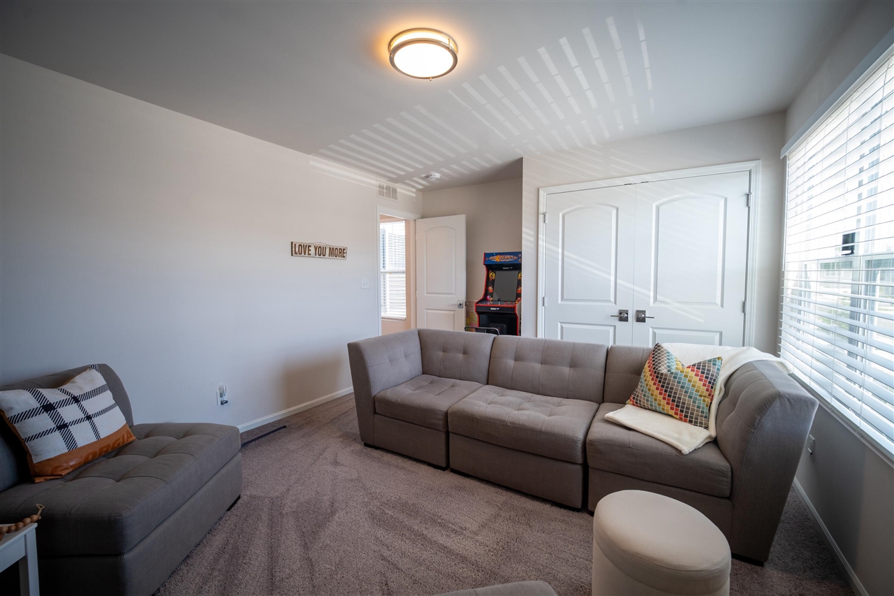 302 Angus Lane Property Photo 13