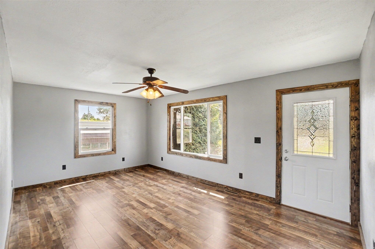 6918 S Saddler Road Property Photo 6