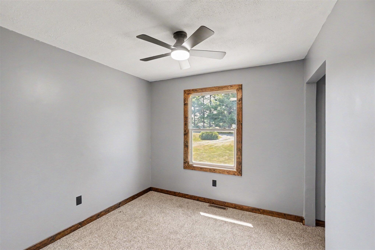 6918 S Saddler Road Property Photo 9