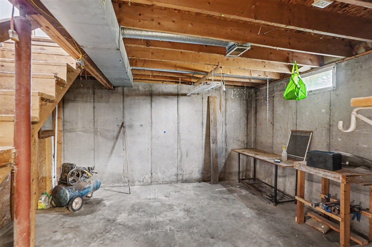 6918 S Saddler Road Property Photo 12