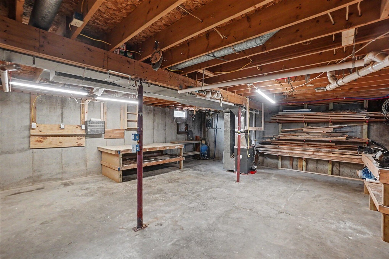 6918 S Saddler Road Property Photo 14