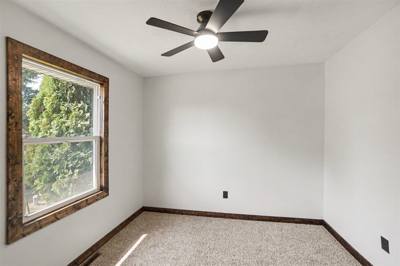 6918 S Saddler Road Property Photo 23