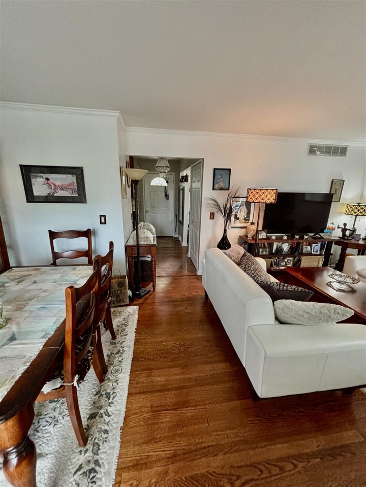 2798 Page Avenue Property Photo 3