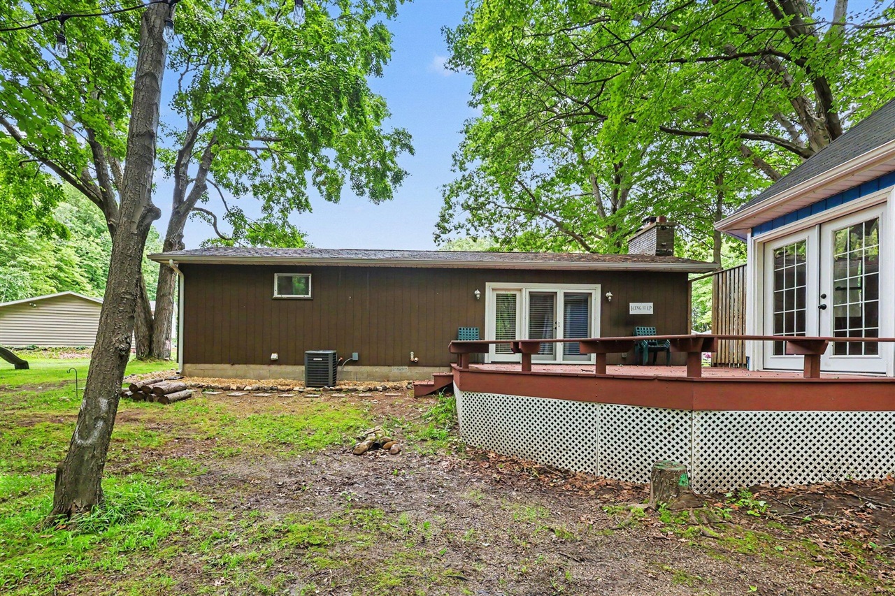 17700 Thornapple Drive Property Photo 25