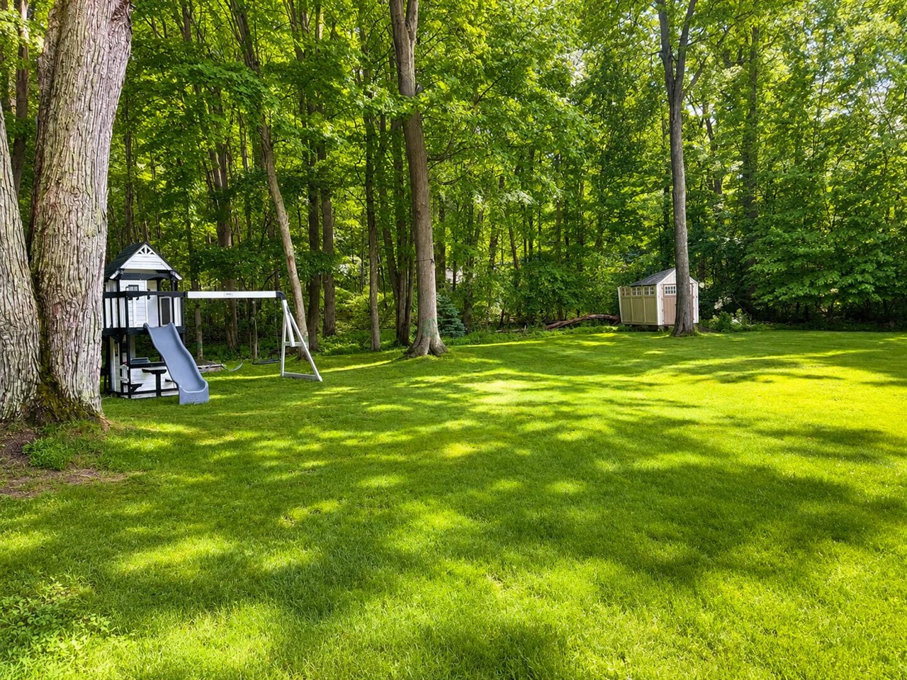 17700 Thornapple Drive Property Photo 26
