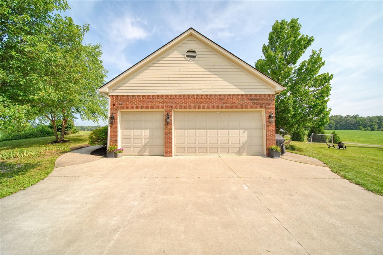 6900 Arkona Road Property Photo 44