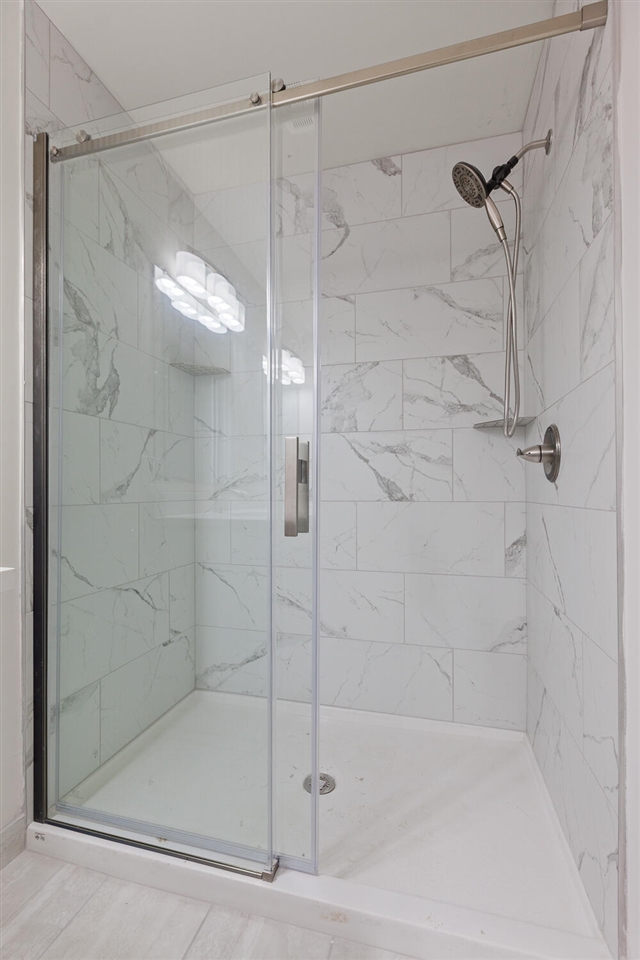 2771 Gady Pines Drive Property Photo 16