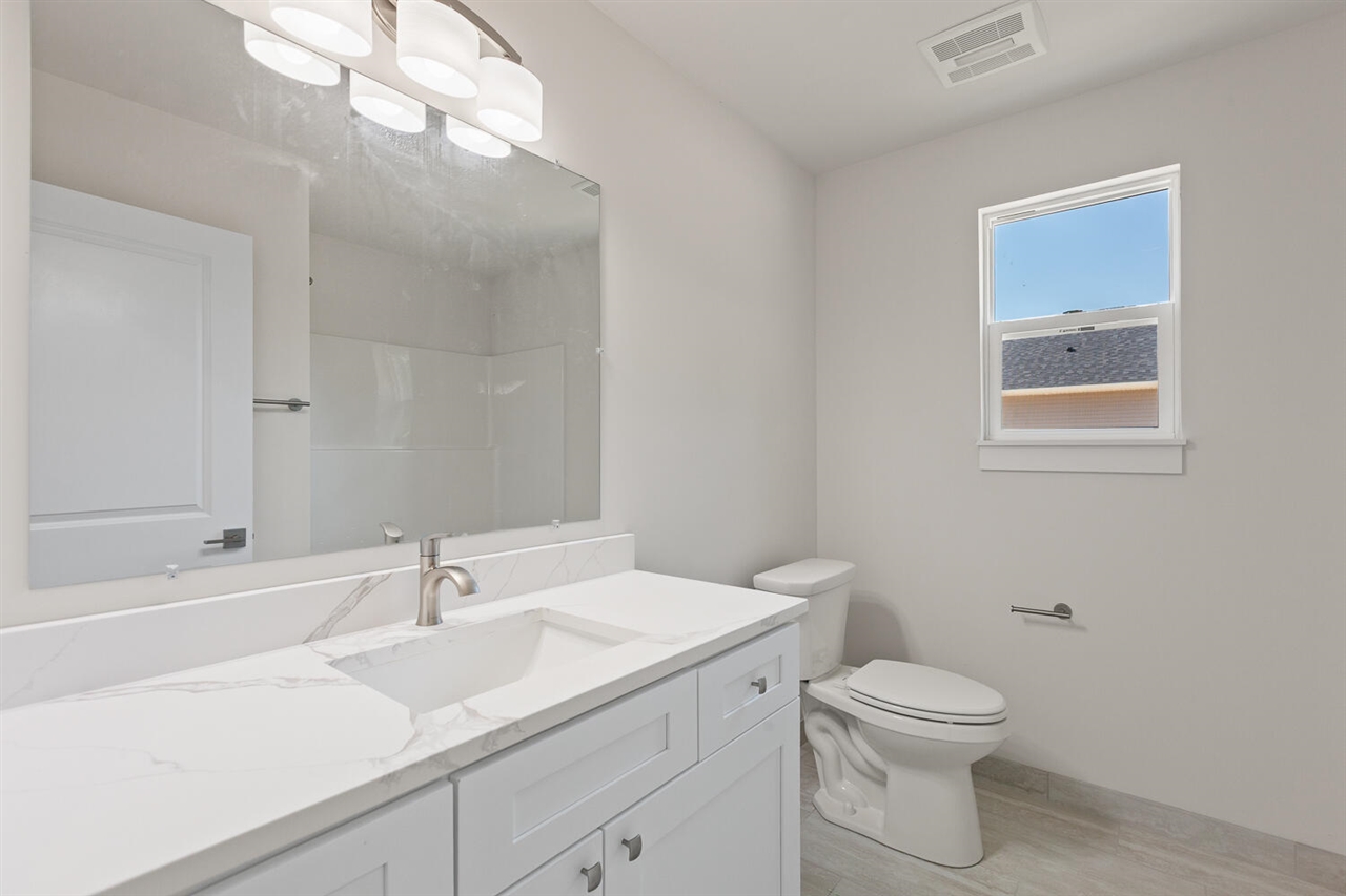 2771 Gady Pines Drive Property Photo 22