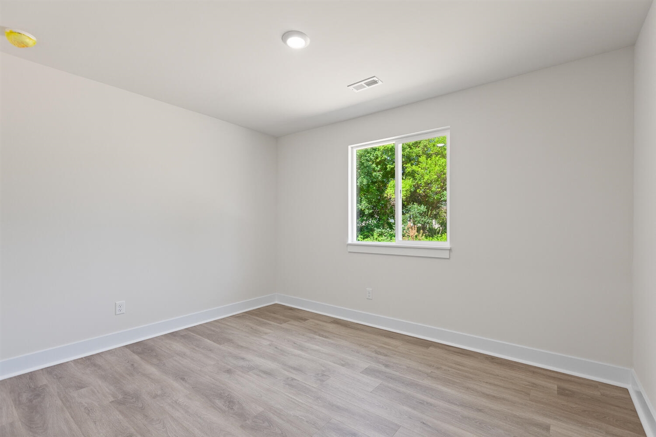 2771 Gady Pines Drive Property Photo 23