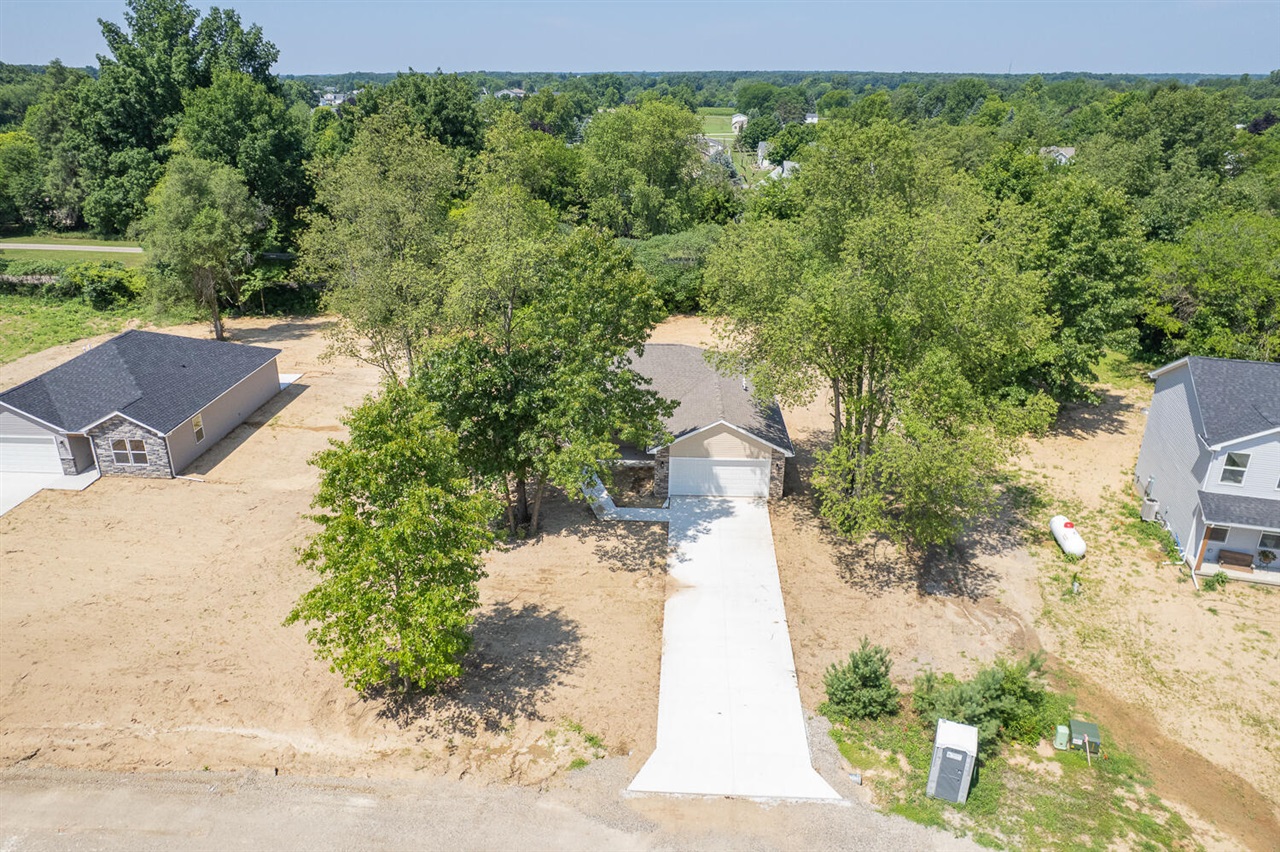 2771 Gady Pines Drive Property Photo 28