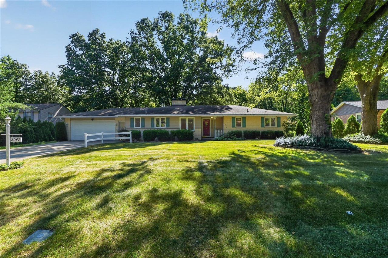 8047 Oak Hill Drive Property Photo 3