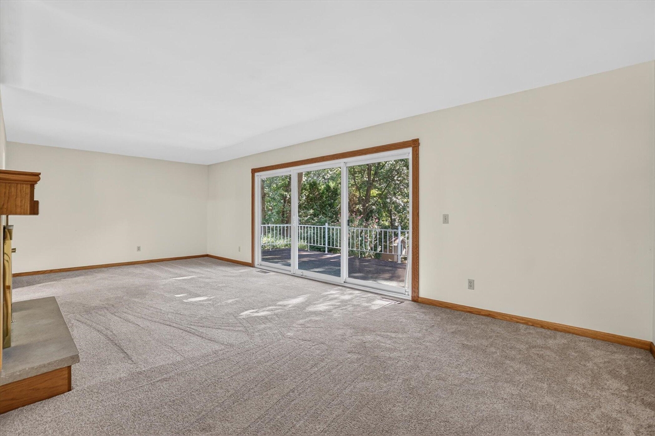 8047 Oak Hill Drive Property Photo 15