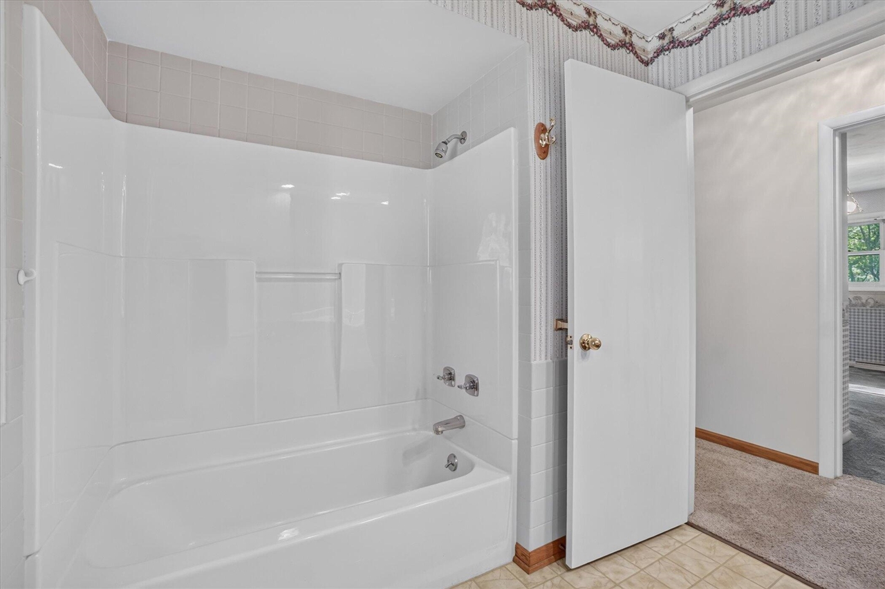 8047 Oak Hill Drive Property Photo 21