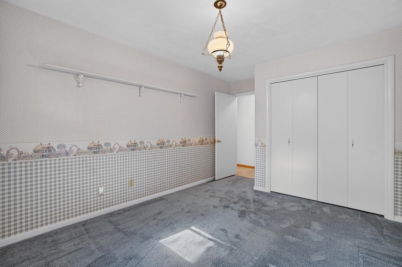 8047 Oak Hill Drive Property Photo 25