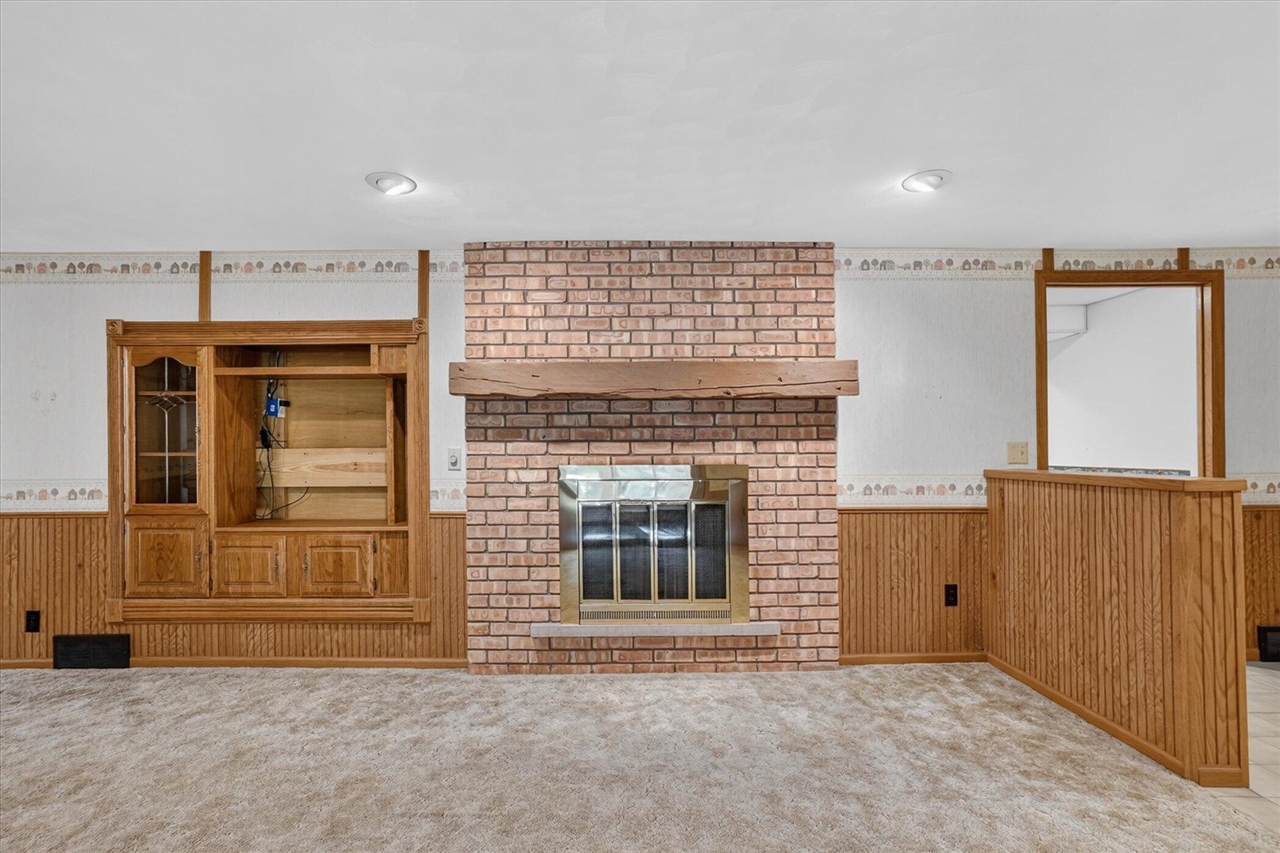 8047 Oak Hill Drive Property Photo 34