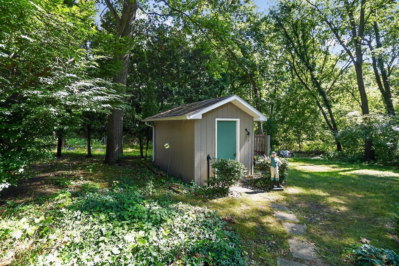 8047 Oak Hill Drive Property Photo 47