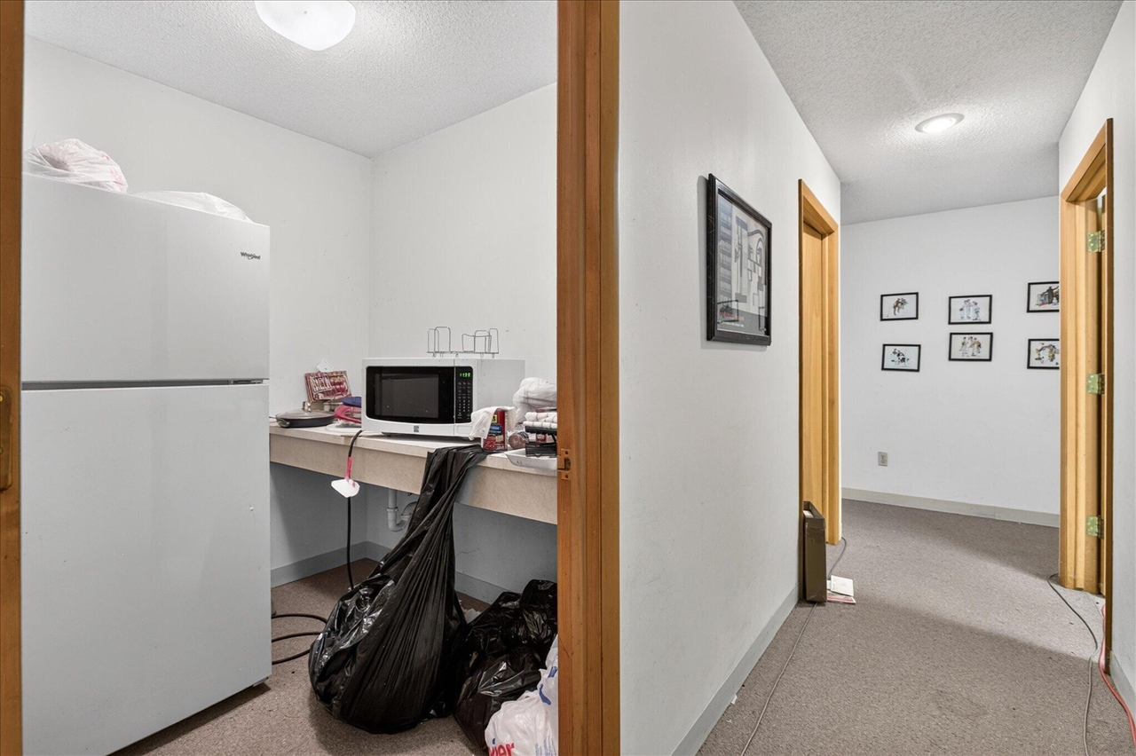295 Urbandale Avenue Property Photo 21