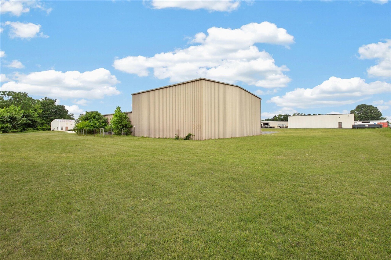 295 Urbandale Avenue Property Photo 34