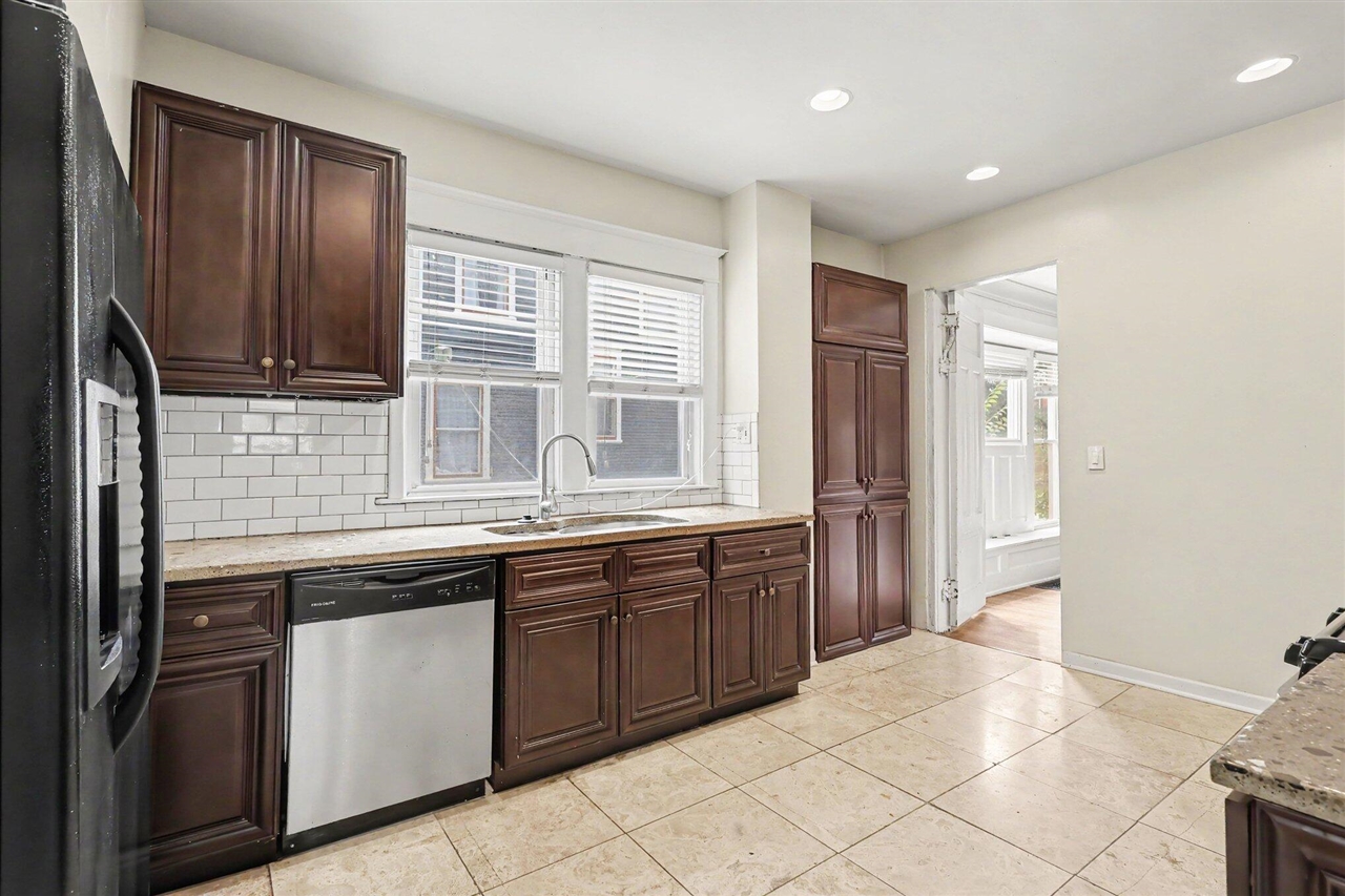 720 Morris Avenue Property Photo 12