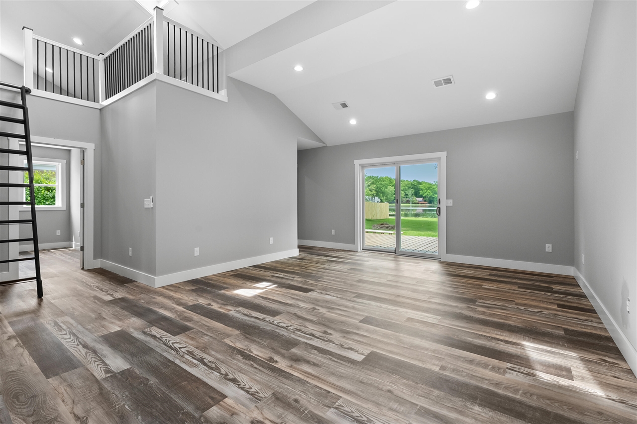 10574 Tomkinson Property Photo 16