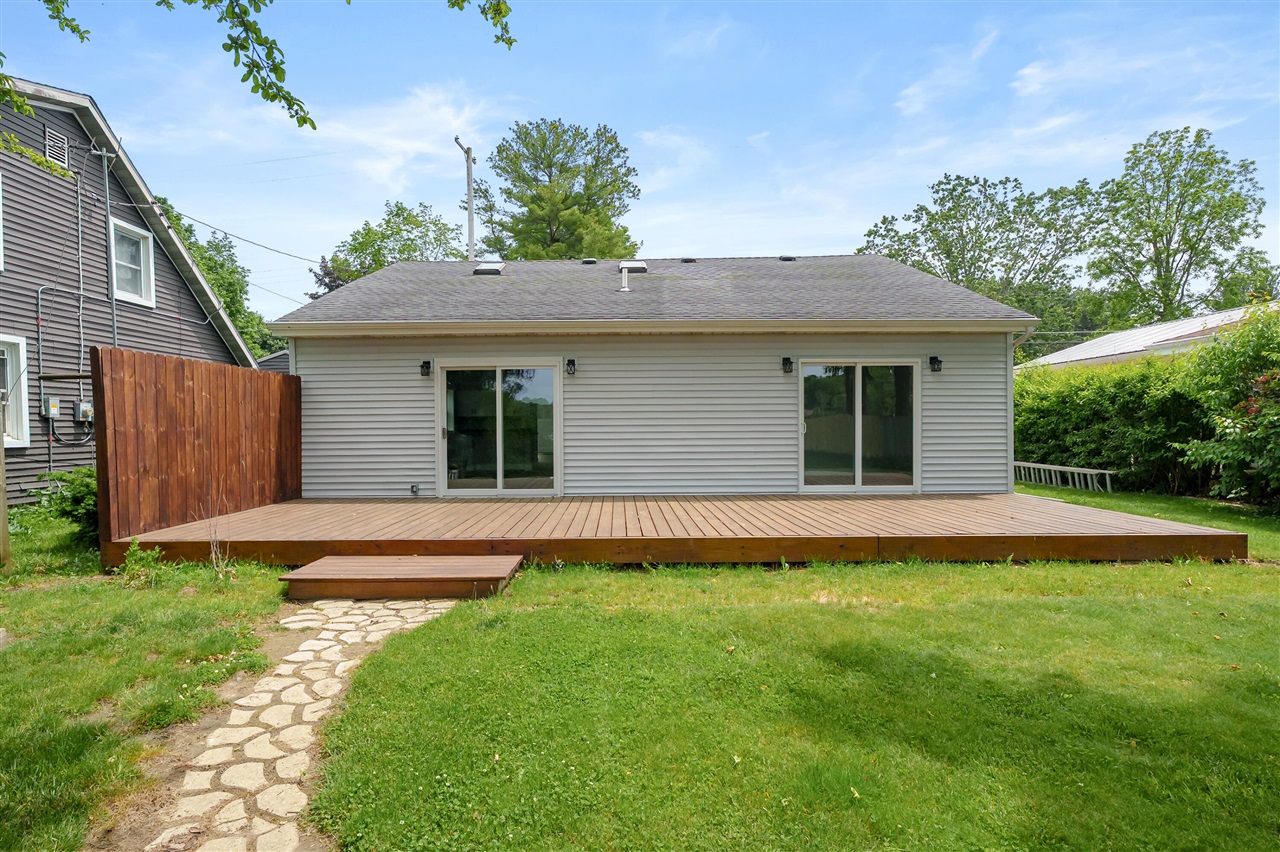 10574 Tomkinson Property Photo 29