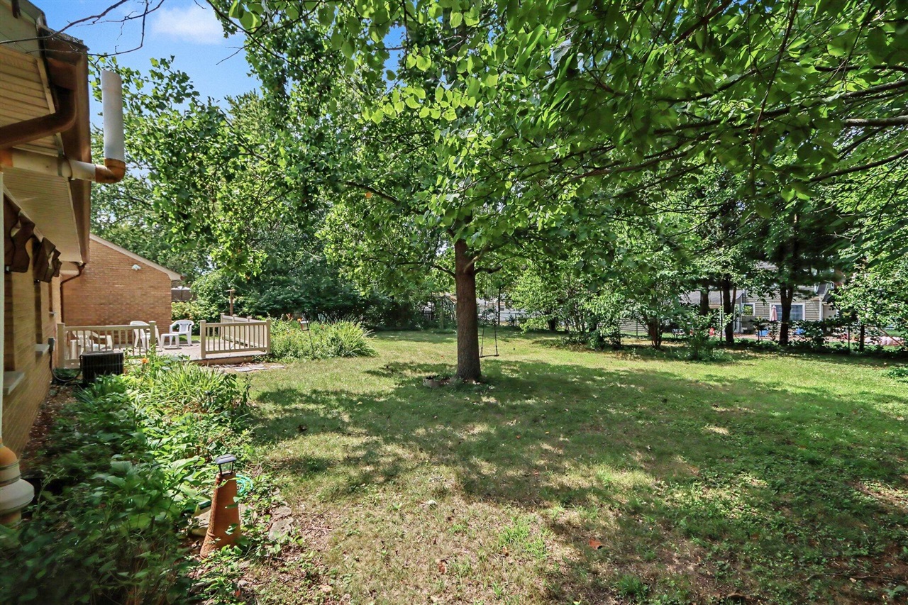 627 N Orient Street Property Photo 15