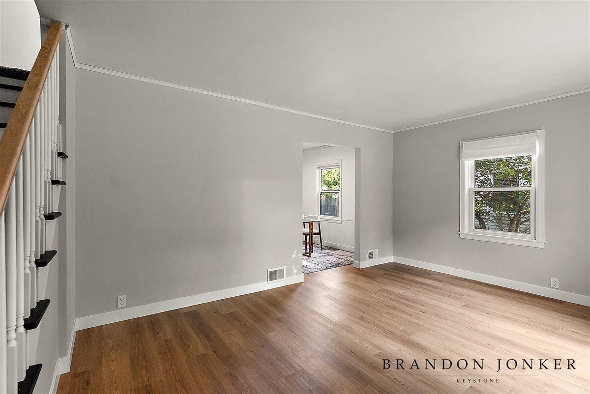 2417 Brooklyn Avenue Property Photo 3